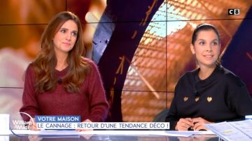 Le sweat à 3 cœurs dorés de Raphaelle Marchal dans William à midi