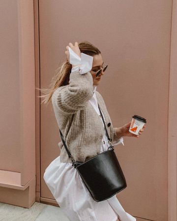 Black Bucket Bag of Alix on the Instagram account @icovetthee
