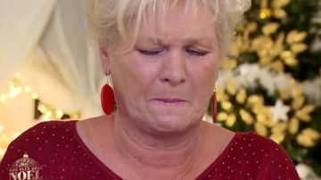 Earrings red wood door a candidate in My most beautiful Christmas issue of the 3/12/2019