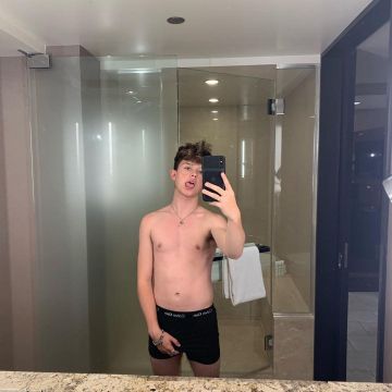 Black Calvin Klein boxers worn by Jacob Sartorius on the Instagram account @jacobsartorius 