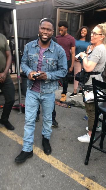 The jean jacket of Kevin Hart on the account Instagram of @kevinhart4real