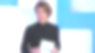 The sweater long sleeve pearls and rhinestones black, Melanie Taravant in C to say