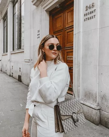 White Paper Bag Trousers of Alix on the Instagram account @icovetthee