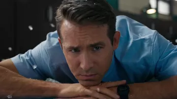 Reloj Casio negro usado por Guy (Ryan Reynolds) en Free Guy