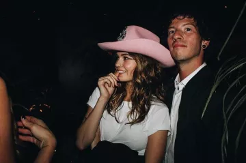 Hanes Crew White Tshirt of Debby Ryan on the Instagram account @debbyryan December 6, 2019