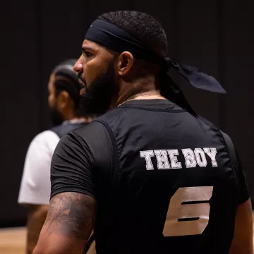 Nike Black Head Tie of Drake on the Instagram account @champagnepapi