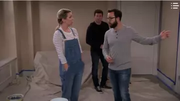 Atm Anthony Thomas Melillo Jer­sey Stripe Tee worn by Patsy (Siobhan Murphy) in Merry Happy Whatever Season01 Episode07