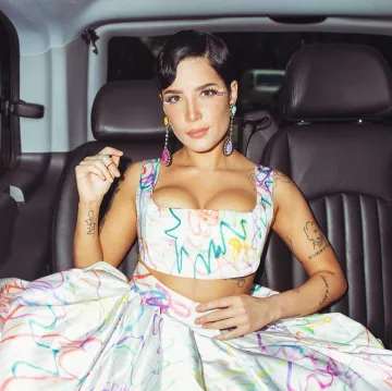 Maison de Emmanuele Boucles d'oreilles portées par Halsey sur son Instagram account @iamhalsey