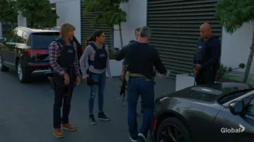 Lululemon Pink Zip Up Hoodie worn by Kensi Blye (Daniela Ruah) in NCIS: Los Angeles Season 11 Episode 11