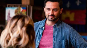 La chemise en jean de Nick Russell (Stephen Colletti) dans Un ex-fiancé en cadeau