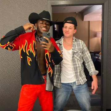 Punk Gothic Chain Necklace of Lil Nas X on the Instagram account @lilnasx