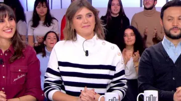 The striped sweater navy and white knit recycled Camille Dauxert in Clicks