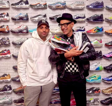 Nike LD Waffle cardigan Pine Green of Jeff Goldblum on the account Instagram of @jlp