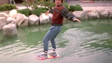 Marty McFly / Marty McFly Jr. / Marlene McFly (Michael J. Fox) in Back to the future II