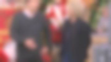 Chaqueta de fuerza brandenburgo azul marino de Sophie Davant en Affaire conclue