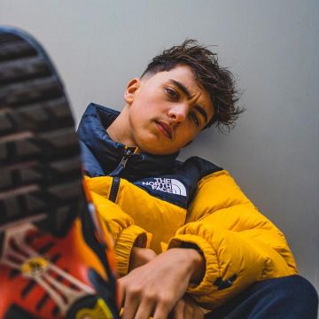 Nike tn orange  porté par inoxtag  sur le compte Instagram de @inoxtagytb 