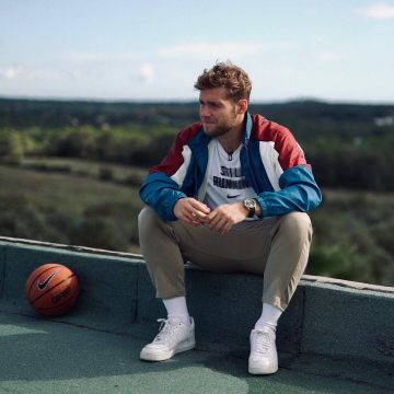 by Kevin Mayer en la cuenta de Instagram de @mayer.deca