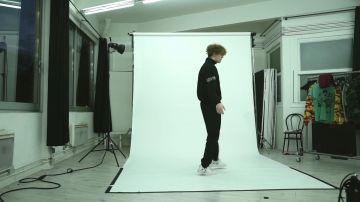 AF1 comme des garcons supreme de sirap dans Sirap - Intro
