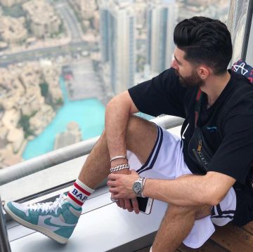 Jordan 1 porté par so style   sur le compte Instagram de @sostyle_off 