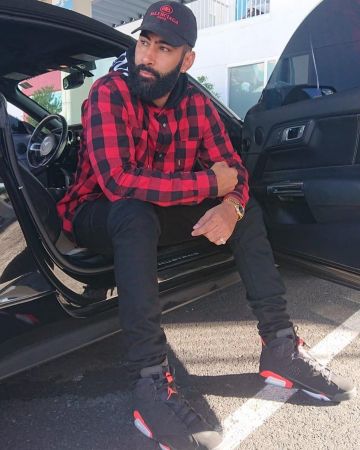 Jordan 6 Black infrared to The Weasel on the account Instagram of @lafouine78