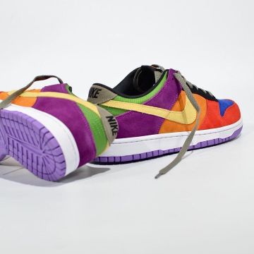 Nike Dunk Low Viotech (2019) on the account Instagram of @lesitedelasneaker