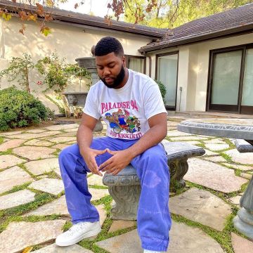 Air force One low (white) Khalid on the account Instagram of @thegr8khalid