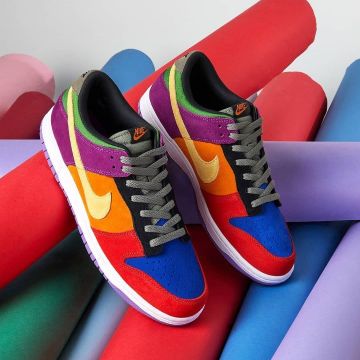 Nike Dunk Low Viotech (2019) on the account Instagram of @lesitedelasneaker