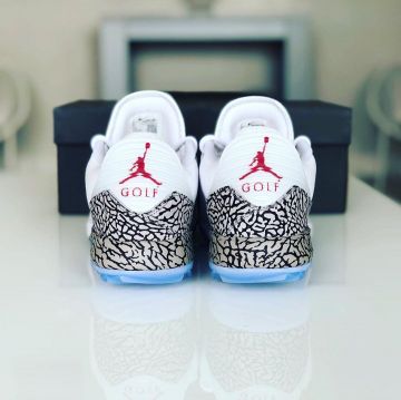 The pair of Nike Jordan ADG White Cement on the account Instagram of @yanncj23