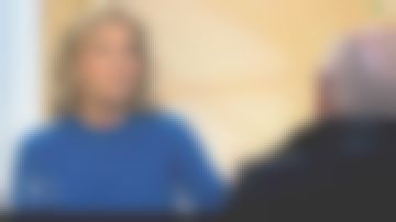 The blue sweater, round neck, 100% cashmere Claire Chazal in Passage of the Arts 11.12.2019