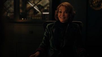 Green Velvet Blazer worn by Penelope Blossom (Nathalie Boltt) in Riverdale Season 4 Episode 9