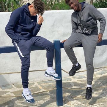Jogging sportswear tech fleece is worn by Adil Aouchiche account on the Instagram of @a. aouchiche 