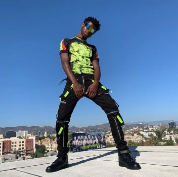 Nike air force 1 mid black usado por lil nas x en la cuenta de Instagram de @lilnasx 