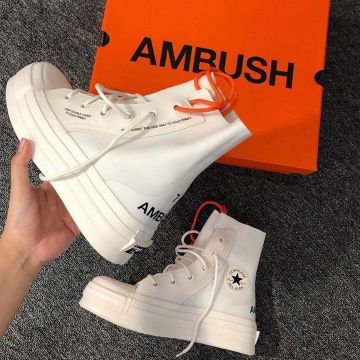 Sneakers Converse Chuck Taylor All-Star 70s Hi Ambush White on the account Instagram of @lessiswore