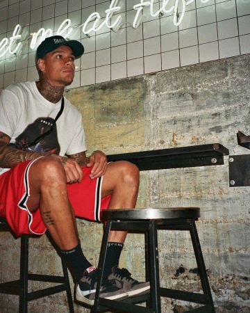 El calcetín supremo (negro) de Gregory van der Wiel en la cuenta de Instagram de @gregoryvanderwiel
