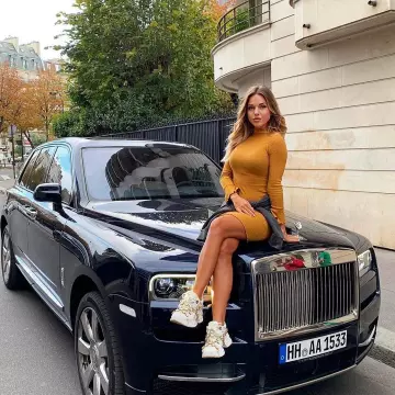 Gucci flashtrek porté par maddy burciaga   sur le compte Instagram de @maddyburciaga 