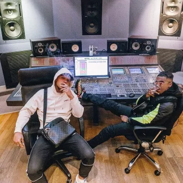 Sneakers Nike Air Max Plus OG Pimento of PLK on his account Instagram @plkpb