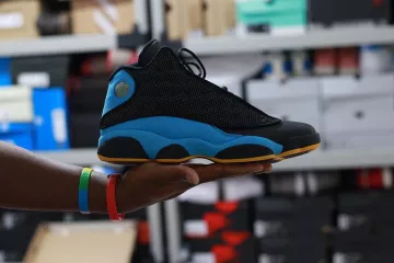 Sneakers Nike Jordan 13 Retro Chris Paul Away on the account Instagram of @sneakers_loveur