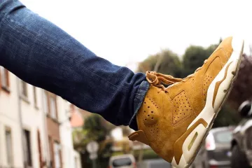 Sneakers Nike Jordan 6 Retro Wheat on the account Instagram of @sneakers_loveur