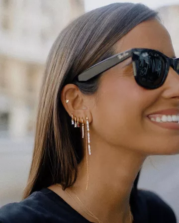 Ray Ban Orig­i­nal Way­far­er Clas­sic Sun­glass­es of María Fernández-Rubíes on the Instagram account @mariafrubies