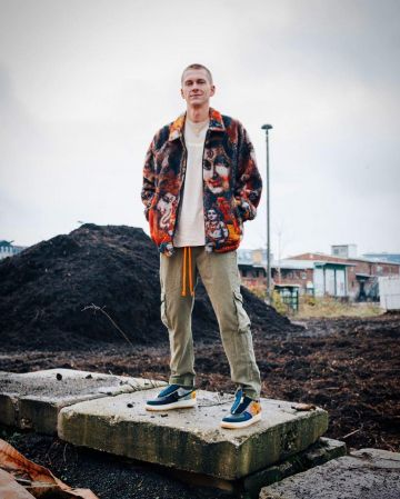 Air Force 1 Low Travis Scott Cactus Jack porté par WILLY IFFLAND sur le compte Instagram de @willy