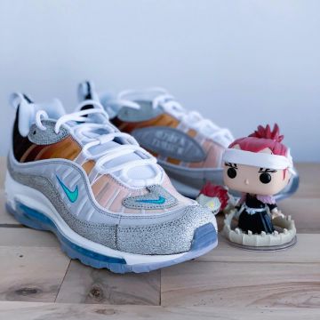 El par de zapatillas Nike Air Max 98 La Mezcla en la cuenta de Instagram de @b2erus__