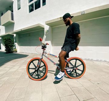 de Bryson Tiller sur le compte Instagram de @brysontiller