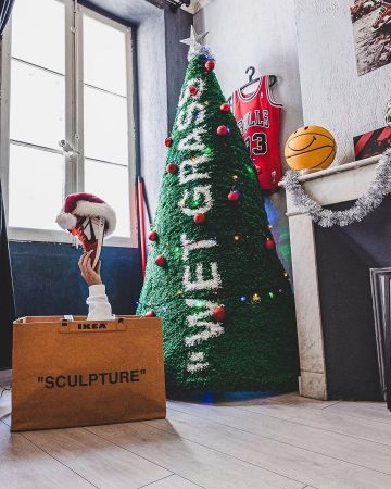 Nike x off-white Jor­dan 1 Re­tro High Chi­cago sur le compte Instagram de @lesitedelasneaker