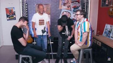 Les sneakers Nike Jordan 6 Retro Black Infrared portée par Philippe Lacheau sur son compte Instagram @lacheauphilippe