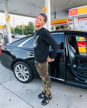 Gucci Flashtrek (Black) de YK Osiris en la cuenta de Instagram de @ykosiris