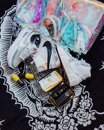 LD Waffle Sacai White Grey de lesitedelasneaker sur le compte Instagram de @lesitedelasneaker