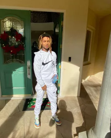 Air Max Plus Alternate Galaxy de Swae Lee en la cuenta de Instagram de @swaelee