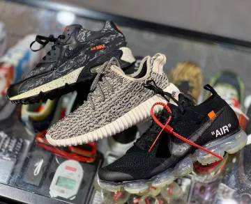 Zapatillas en la cuenta de Instagram de @larrydeadstock