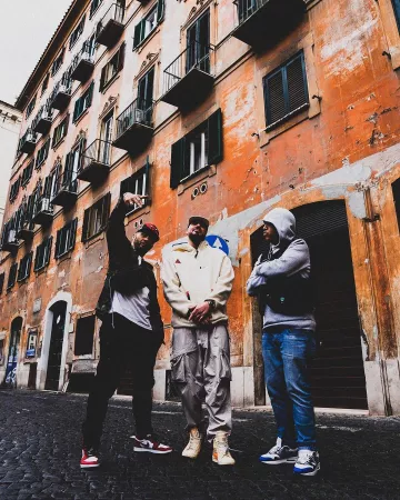 NIKE ACG SHERPA FLEECE HOODIE on the account Instagram of @tonton_gibs