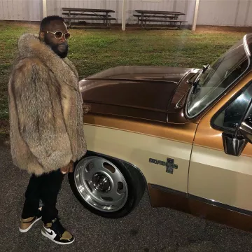 por Rick Ross en la cuenta de Instagram de @richforever